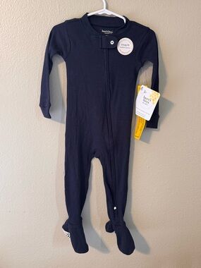 NWT Navy Blue Burt’s Bees Sleeper Size 12M